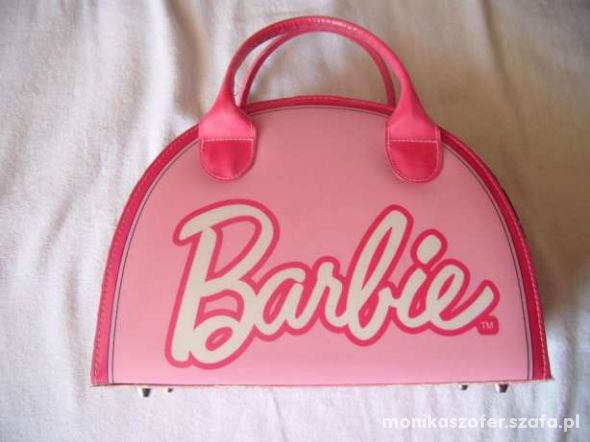Kuferek Barbie