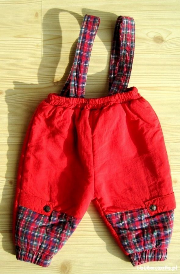spodnie czerwone szelki 6 12 m 74 cm kratka