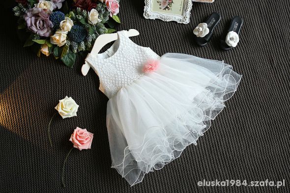 Cudna balowa sukienka biała tiulowa tutu na ślub