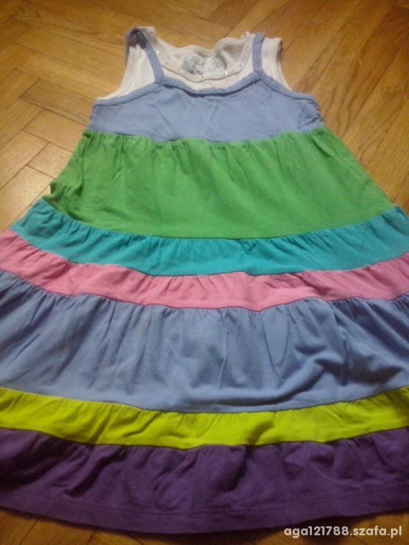 Kolorowa sukieneczka