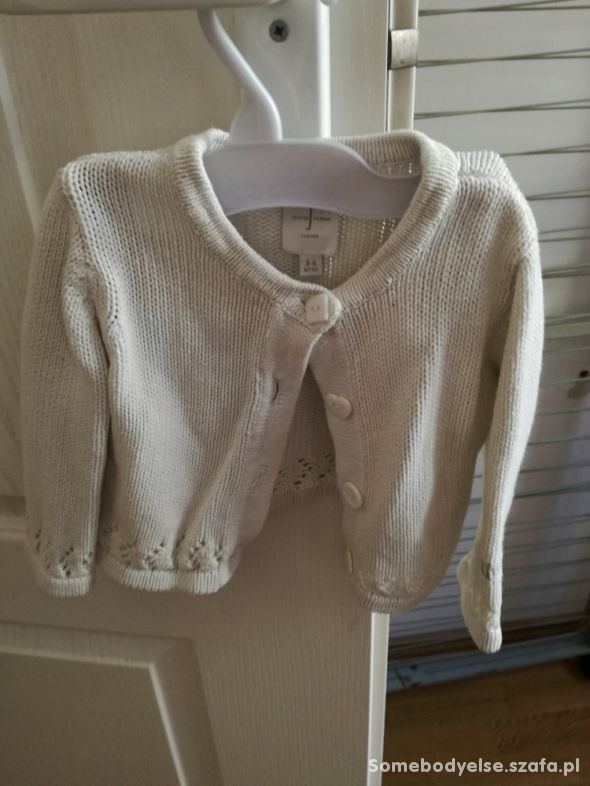Ażurkowy sweterek dla dziewczynki 3 do 6 miesięcy