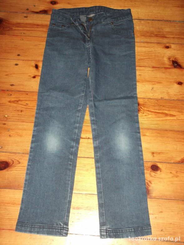 Spodnie dżinsowe rozmiar 146